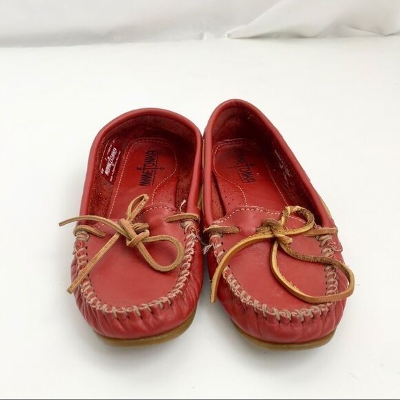 Minnetonka Red  Leather Moccasins/loafers Size 5 - Picture 6 of 16